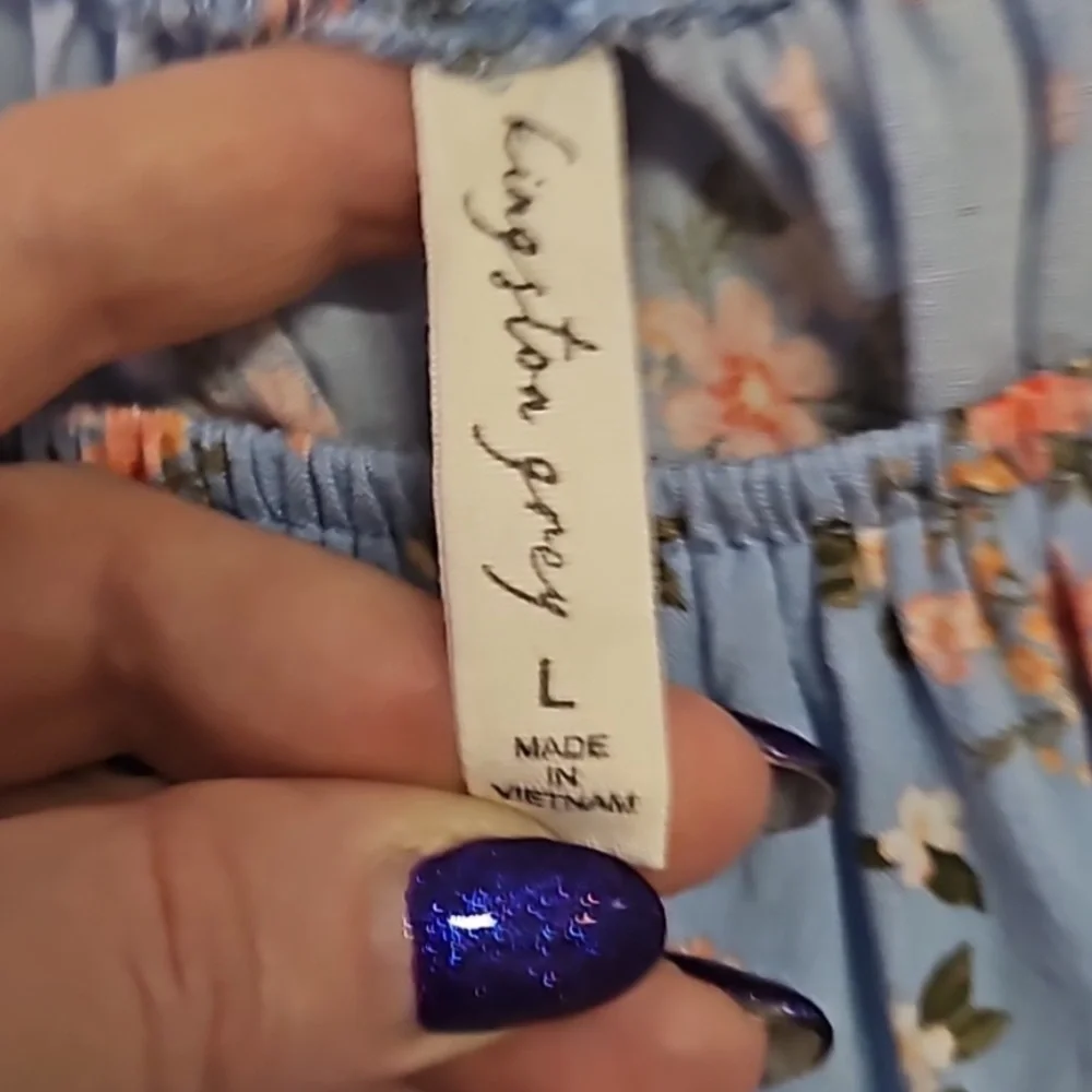 Pretty Sky Blue Floral Blouse with Puff Sleeves - Picture 3 of 3